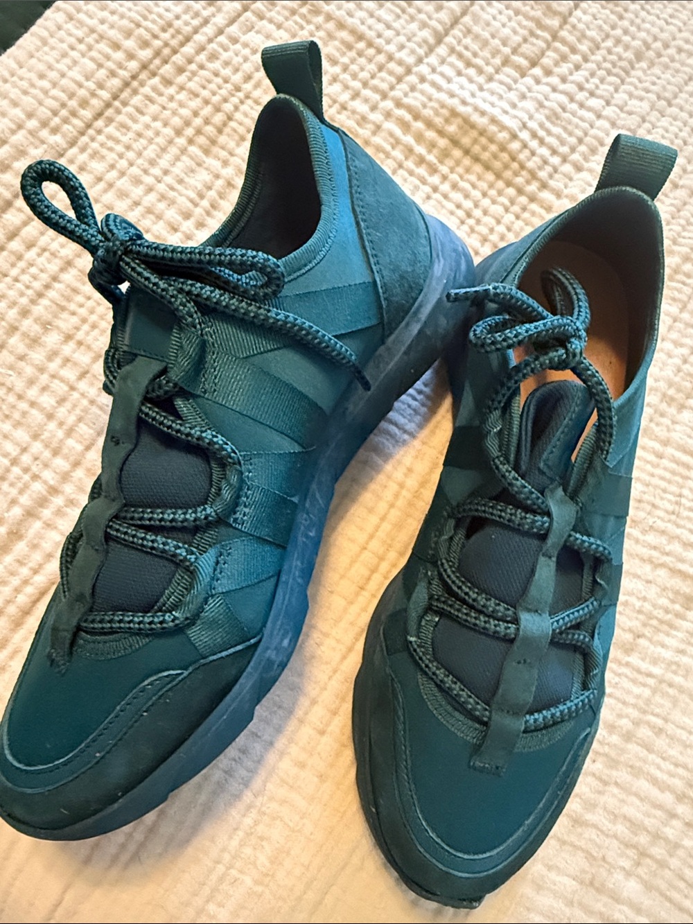 Sézane Sama Sneakers